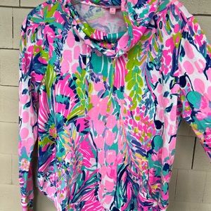 Lilly Pulitzer Fletcher Pullover size medium 🦄 Rare